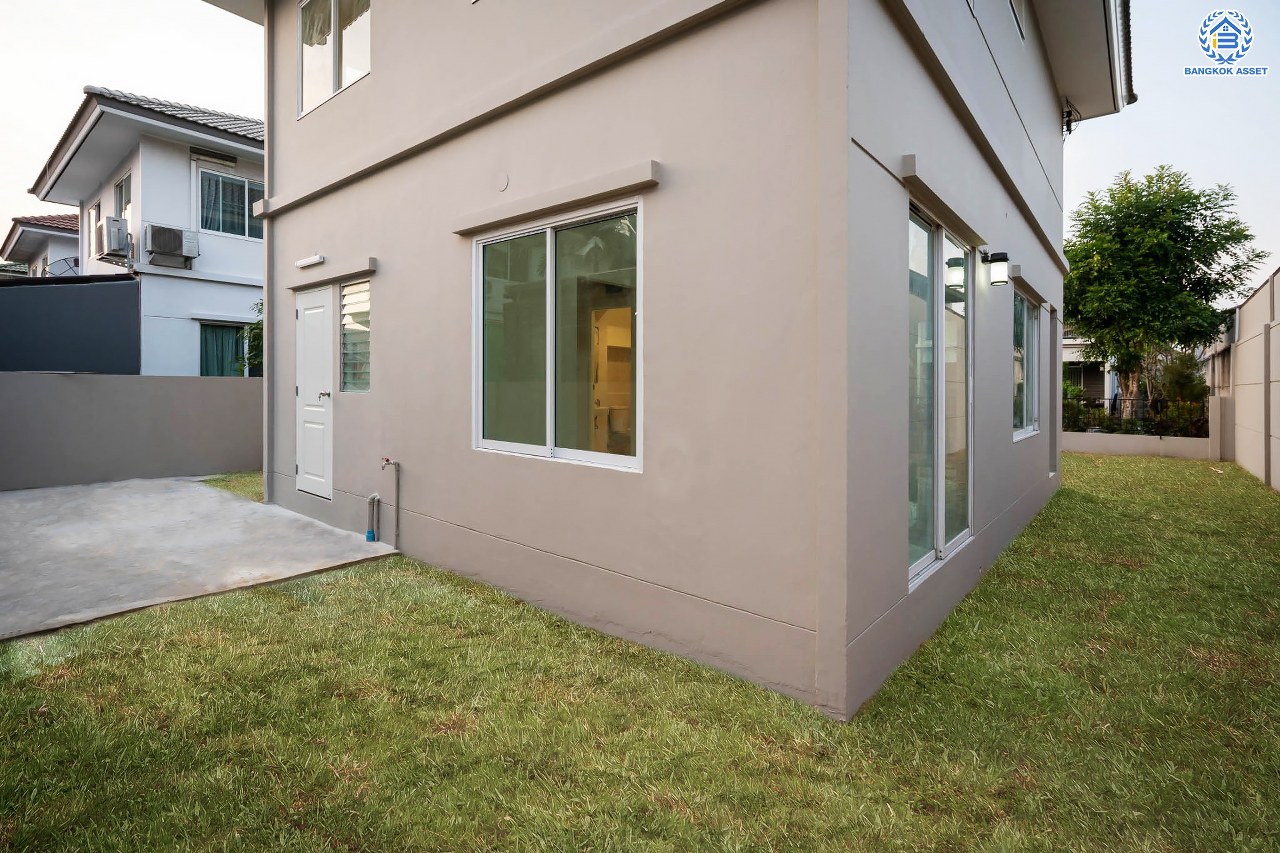 บ้านมือสองตกแต่งใหม่ สังคมคุณภาพแบรนด์ LH โครงการ อินนิซิโอ ปิ่นเกล้า-วงแหวน หลังมุม เนื้อที่ 52.5 ตร.ว. ฟังก์ชัน 3 ห้องนอน 2 ห้องน้ำ 2 ที่จอดรถ บนทำเลศักยภาพ เดินทางสะดวก เชื่อมต่อทั้งปิ่นเกล้า-ศาลายา ใกล้เซ็นทรัลเวสต์เกต รถไฟฟ้าสายสีม่วง "สถานีตลาดบางใหญ่" และทางด่วน "กาญจนาภิเษก"